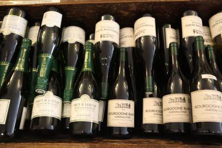 Shopping in Vonnas · Georges Blanc Boutiques · Wines · Bakery · Decorative items