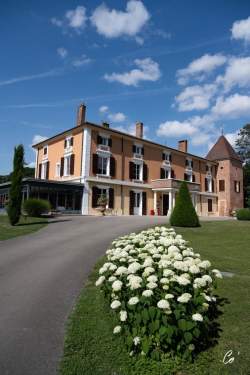 Photos &amp; Vidéos · Hôtels &amp; Restaurants Georges Blanc